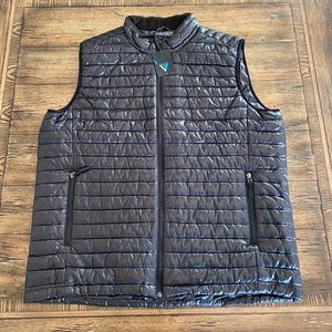 BNWT Levelwear Golf Black Down Vest